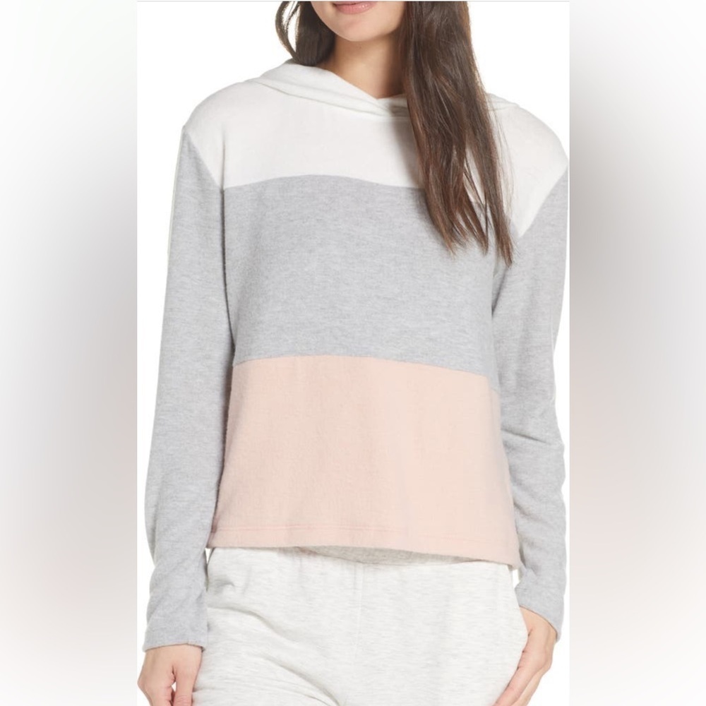 Socialite Super Soft and Fuzzy Hoodie Size S